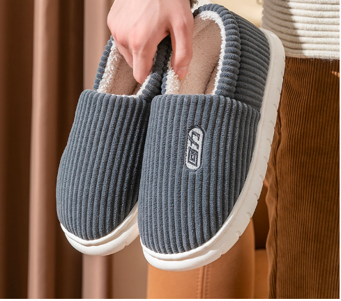 Домашни пантофи с топъл хастар 