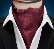 Μοντέρνο κασκόλ με σχέδια για άνδρες