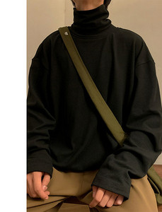 Ανδρικό πουλόβερ - με μακριά μανίκια