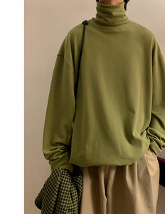 Ανδρικό πουλόβερ - με μακριά μανίκια