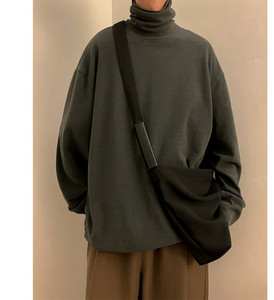 Ανδρικό πουλόβερ - με μακριά μανίκια