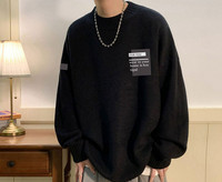 Plats vīriešu džemperis ar ovālu kakla izgriezumu