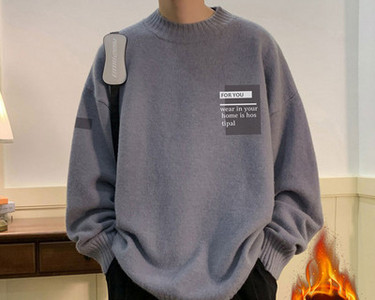 Plats vīriešu džemperis ar ovālu kakla izgriezumu