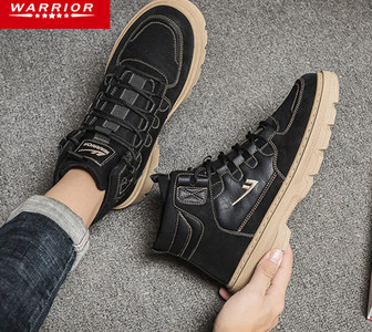 Ανδρικές φθινοπωρινές μπότες με κορδόνια - διάφορα μοντέλα