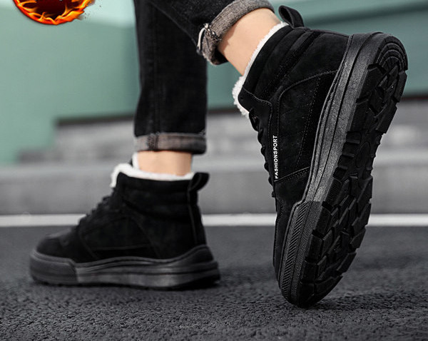 Muške čizme od eko brušene kože s toplom postavom