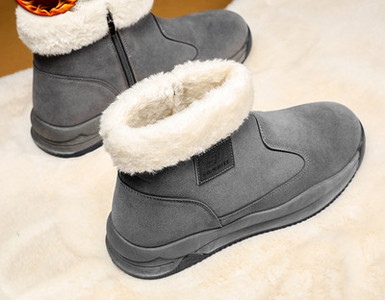 Lapos talpú, meleg bélésű téli csizma férfiaknak