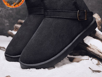 Lapos talpú, meleg bélésű téli csizma férfiaknak