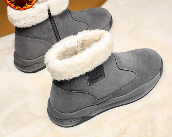 Lapos talpú, meleg bélésű téli csizma férfiaknak