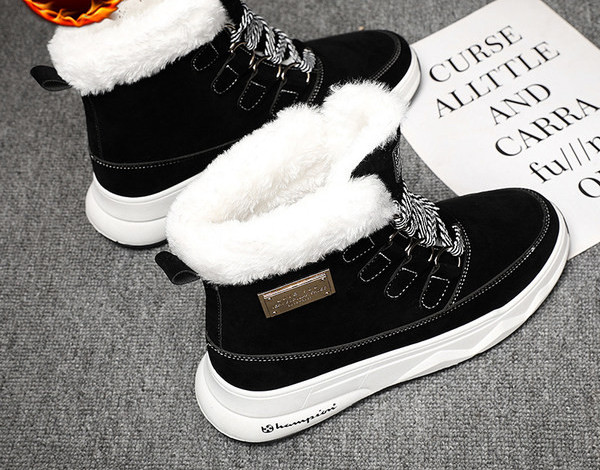 Moderne zimske muške čizme s toplom postavom, vezicama i logom