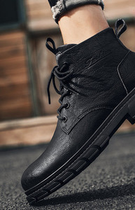 Ανδρικές μπότες casual - από οικολογικό δέρμα