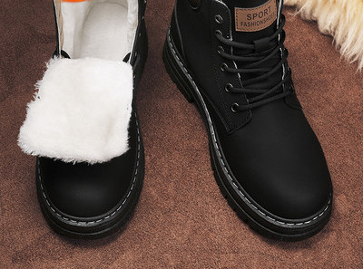 Ikdienas vīriešu zābaki trīs krāsās