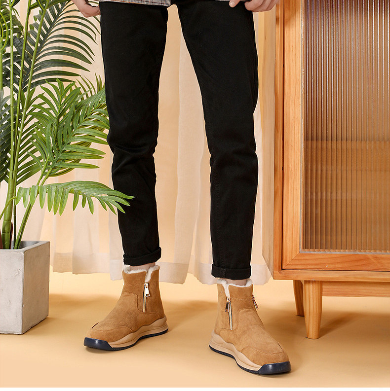 Muške zimske čizme s toplom podstavom i patentnim zatvaračem