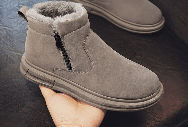 Ziemas zābaki ar iekšpusi