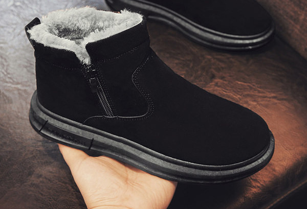 Ziemas zābaki ar iekšpusi