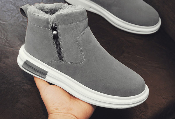 Ziemas zābaki ar iekšpusi