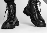 Ανδρικά μονόχρωμα μποτάκια με κορδόνια