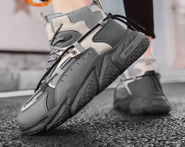 Muške zimske cipele od eko kože sa grubim đonom i vezicama