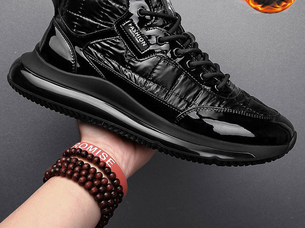 Χειμερινές αδιάβροχες μπότες από οικολογικό δέρμα