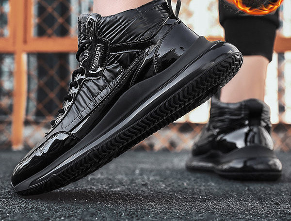 Χειμερινές αδιάβροχες μπότες από οικολογικό δέρμα