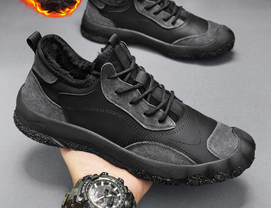 Vízálló téli tornacipő béléssel