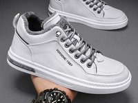 Ανδρικά παπούτσια με επίπεδη σόλα