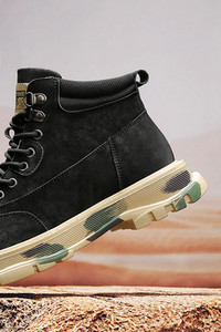 Vīriešu apavi ar šņorēm