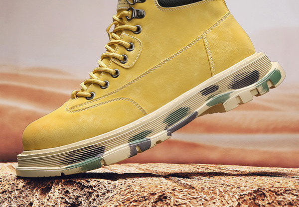 Vīriešu apavi ar šņorēm