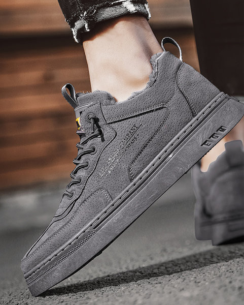 Ανδρικά παπούτσια casual με επιγραφή