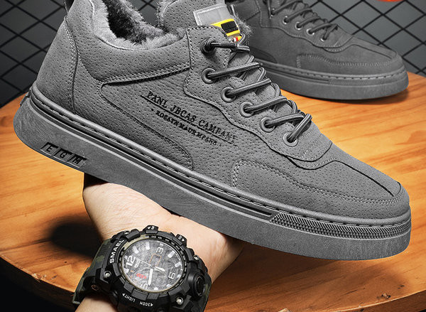 Ανδρικά παπούτσια casual με επιγραφή