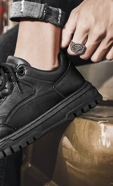 Ανδρικά χειμωνιάτικα παπούτσια με ίσια σόλα