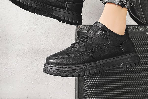 Ανδρικά χειμωνιάτικα παπούτσια με ίσια σόλα