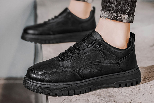 Ανδρικά χειμωνιάτικα παπούτσια με ίσια σόλα