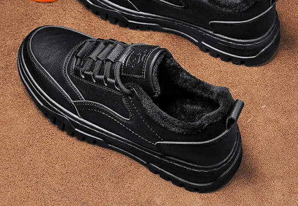 Ανδρικά χειμωνιάτικα παπούτσια με ίσια σόλα