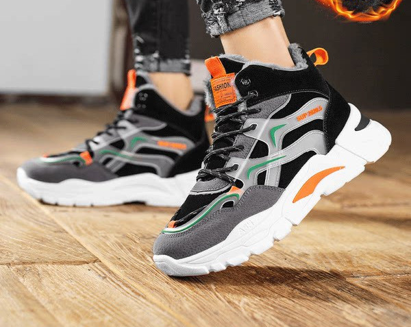 Zimske sportske tenisice s postavom