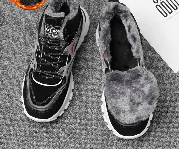 Zimske sportske tenisice s postavom