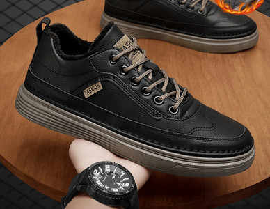 Χειμερινά ανδρικά παπούτσια με φλις φόδρα και επιγραφή