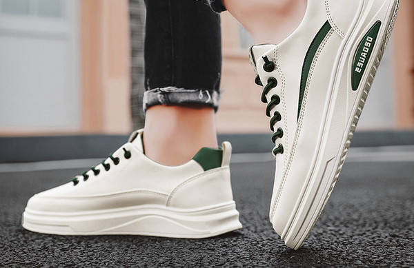 Ανδρικά χειμερινά παπούτσια - με επίπεδη σόλα