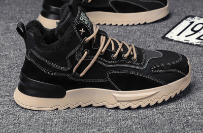 Ανδρικά χειμερινά παπούτσια - με επίπεδη σόλα και κορδόνια