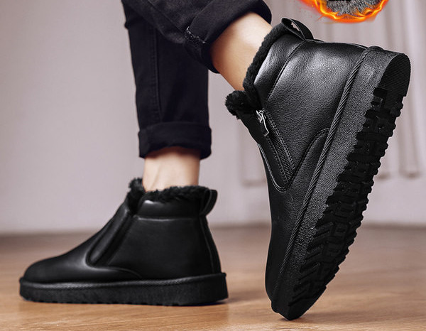 Ανδρικά μποτάκια με φόδρα και φερμουάρ