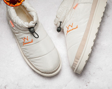 Vīriešu ziemas zābaki ar plakanu zoli