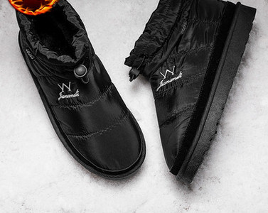 Vīriešu ziemas zābaki ar plakanu zoli