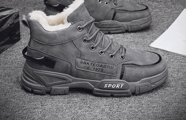 Αθλητικά παπούτσια για άνδρες με επιγραφή