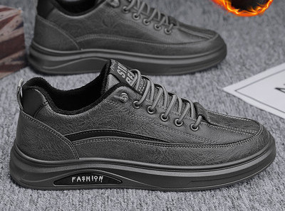 Ανδρικές χειμερινές μπότες από συνθετικό δέρμα με κορδόνια