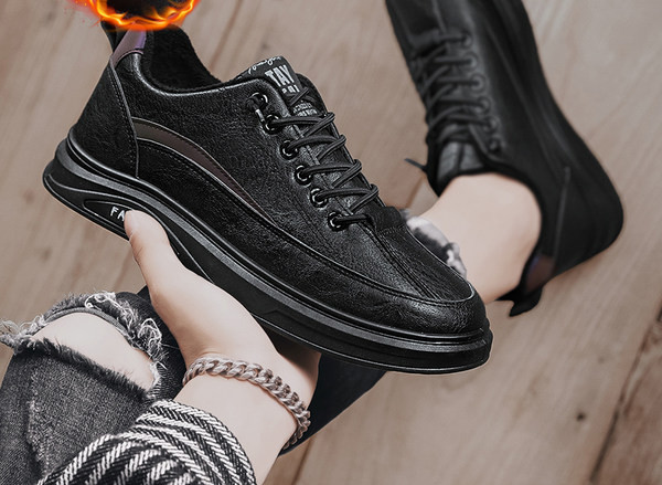 Ανδρικές χειμερινές μπότες από συνθετικό δέρμα με κορδόνια