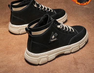 Ανδρικά χειμωνιάτικα μποτάκια με φόδρα και κορδόνια