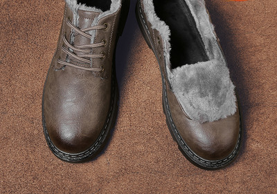 Muške kožne cipele s postavom