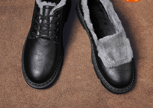 Muške kožne cipele s postavom