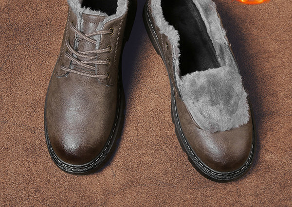 Muške kožne cipele s postavom