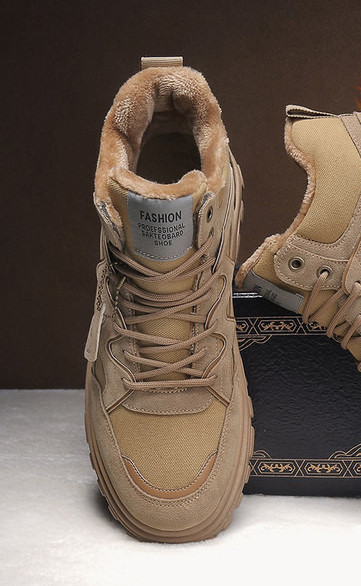 Ανδρικές χειμερινές μπότες με επένδυση