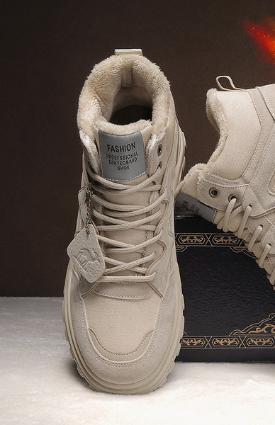 Ανδρικές χειμερινές μπότες με επένδυση